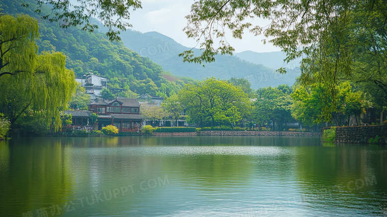 春天的湖畔景色图片