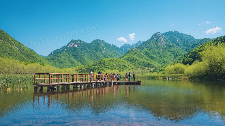 湖面木桥风景图片