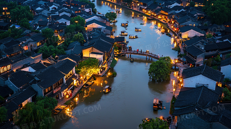 夜晚的山水建筑风景图片