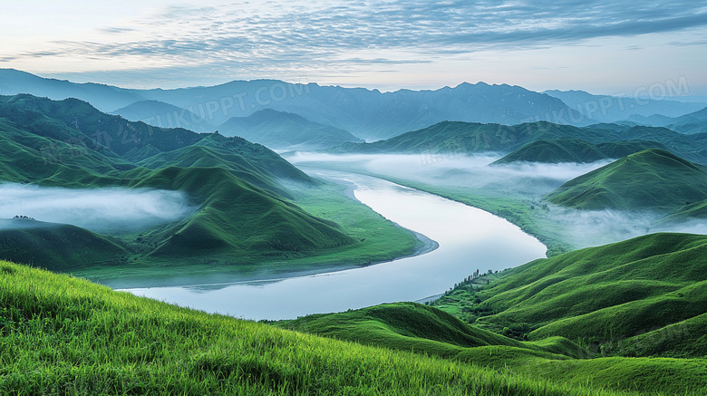 绿色大自然草地小溪河流天空图片