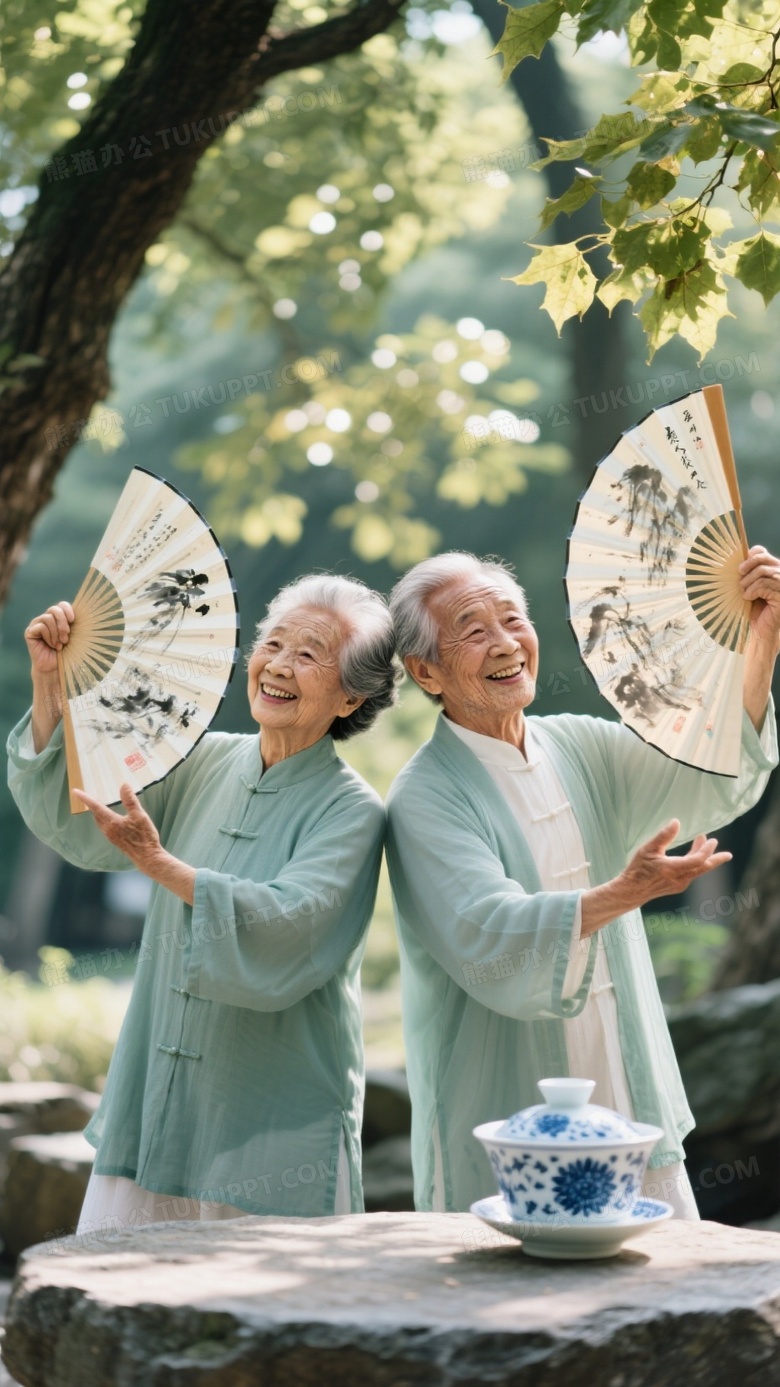 夏日梧桐太极扇纪实竹青纱褂老夫妻在树荫下同步开扇