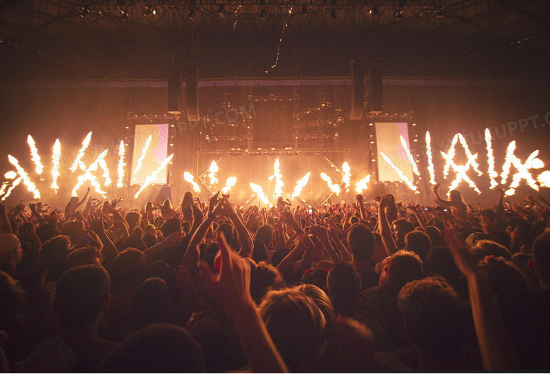 演唱会人物烟火高清背景图片