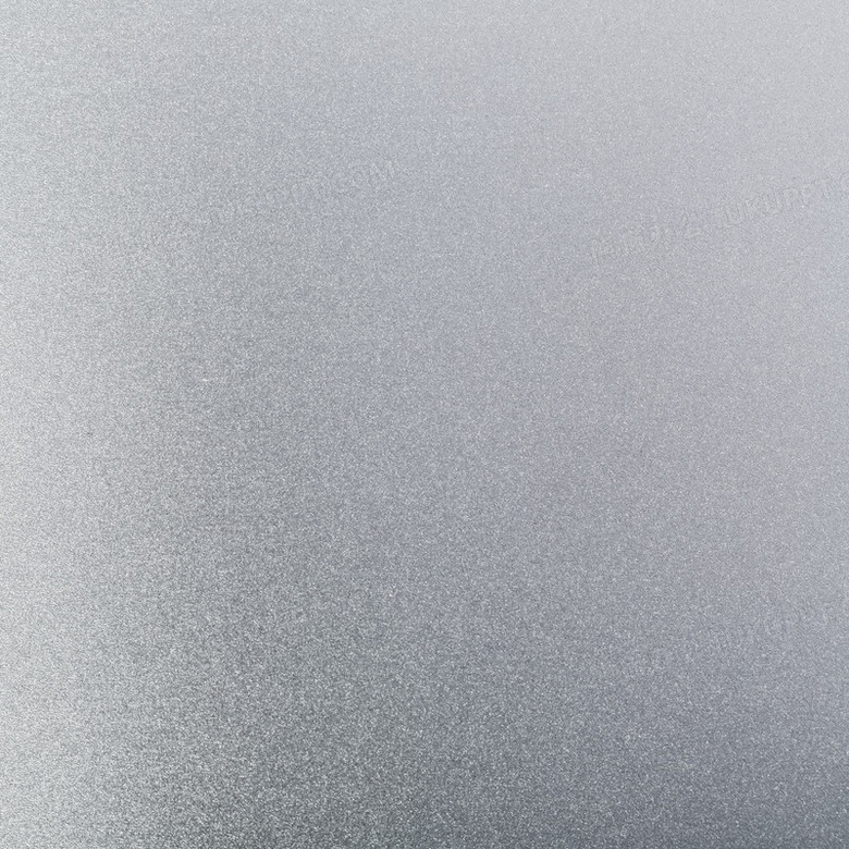 本作品全称为《银色简约风磨砂金属创意元素》,在整个配色上使用银色