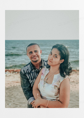 00情侣后背抱抱图片