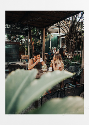 情侣约会场景图片