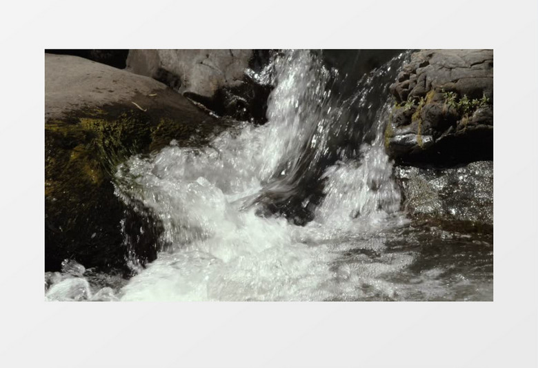山涧流水风景实拍视频