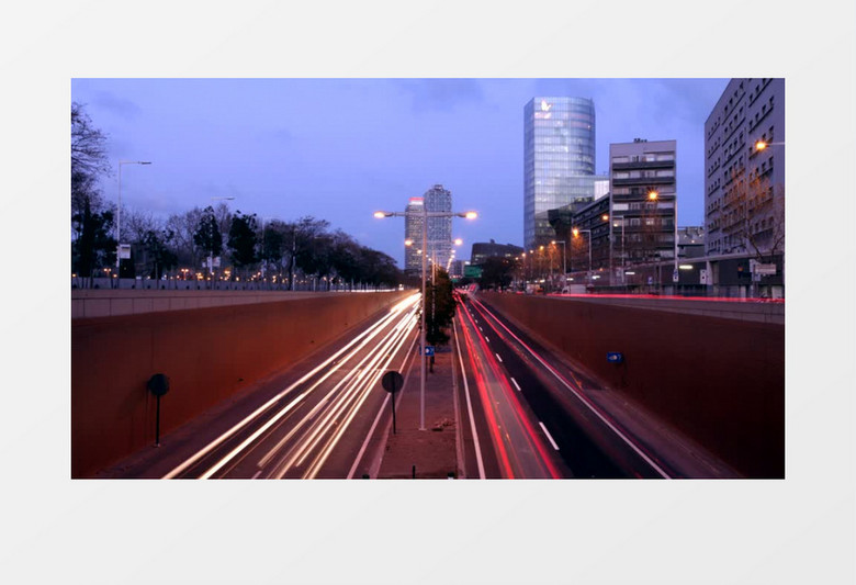 城市交通车流穿梭延时摄影视频素材