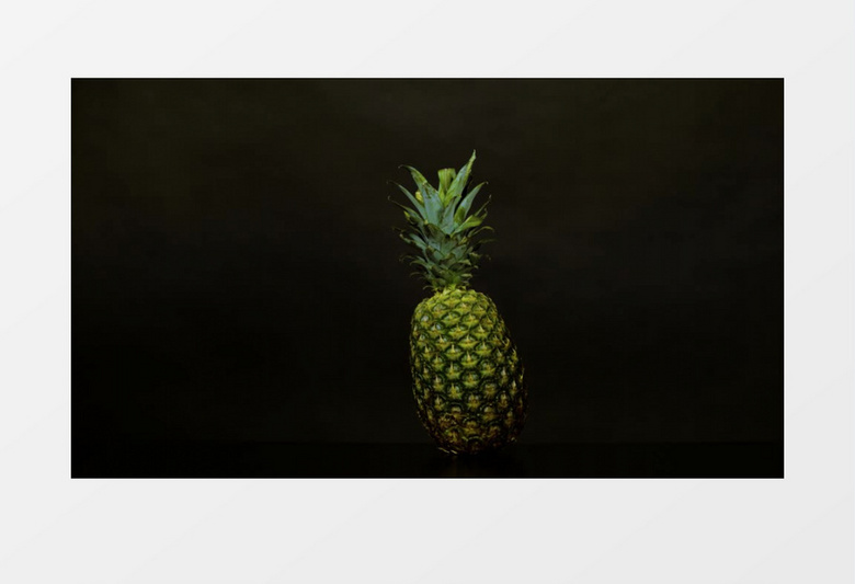高清拍摄一个菠萝被打爆实拍视频