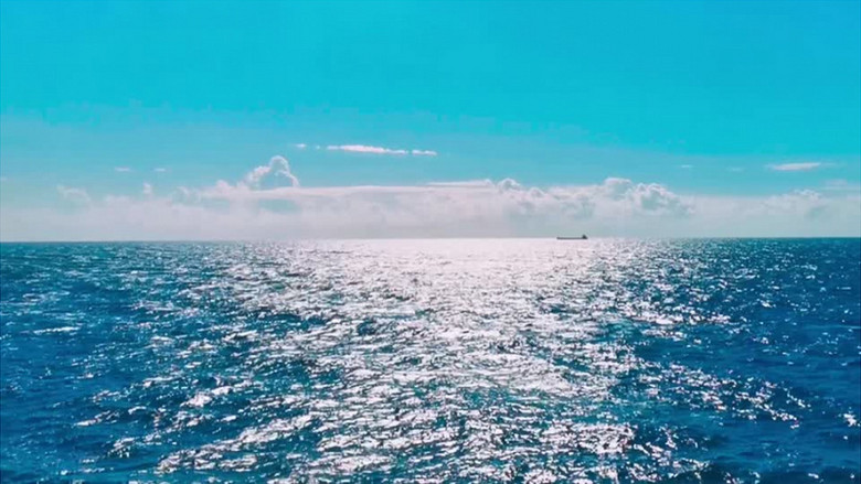 海天相接的魅力景观实拍视频素材