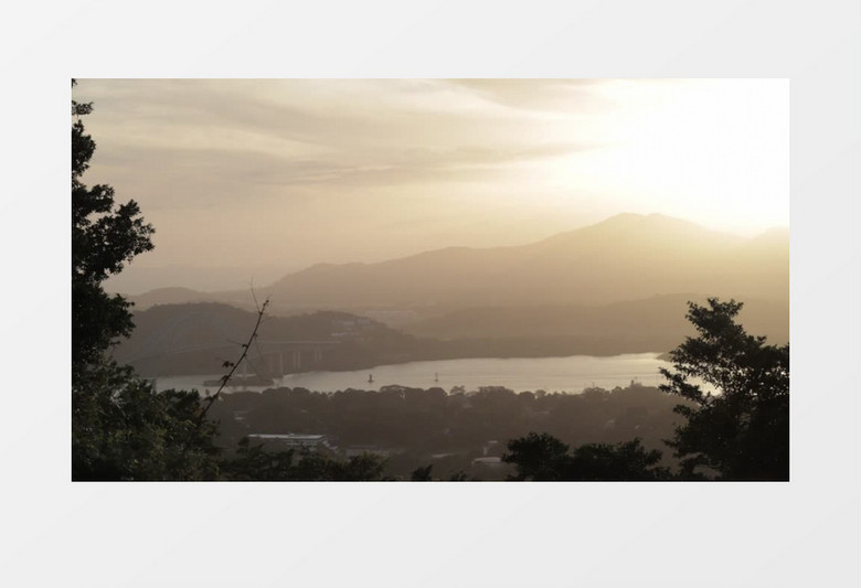 河岸城市黄昏航拍展示实拍视频