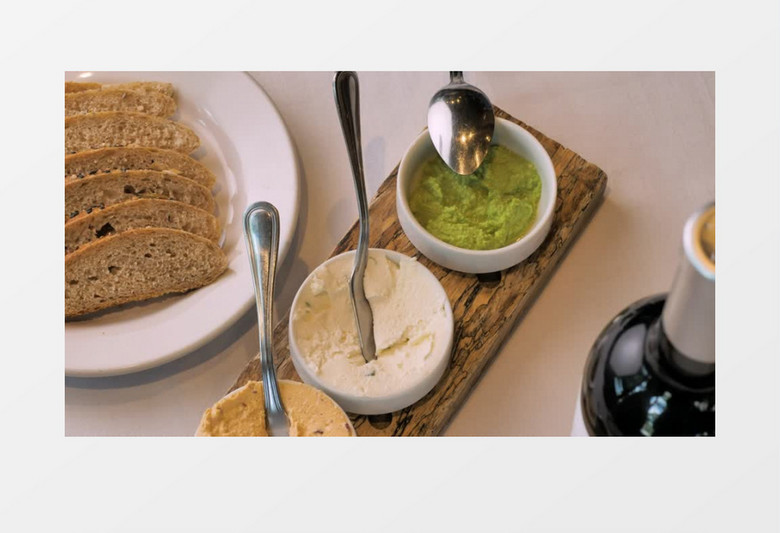 盘装面包的开胃菜实拍视频素材