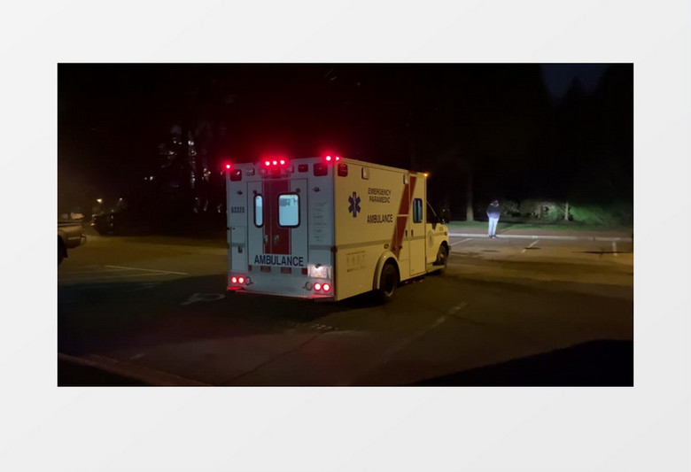 救护车出诊接病人实拍视频素材