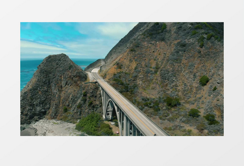 航拍链接两座大山的大桥实拍视频素材
