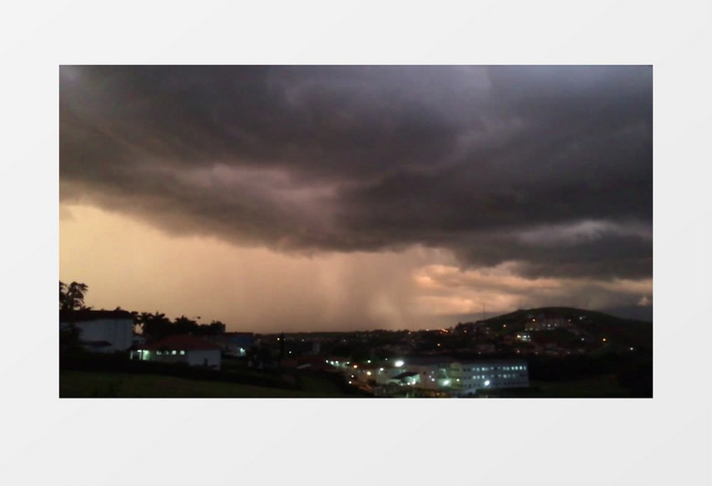电闪雷鸣风雨将至的天空实拍视频素材