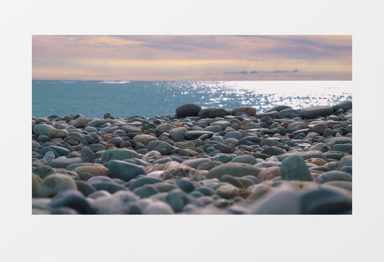 海边美丽的小石头实拍视频素材