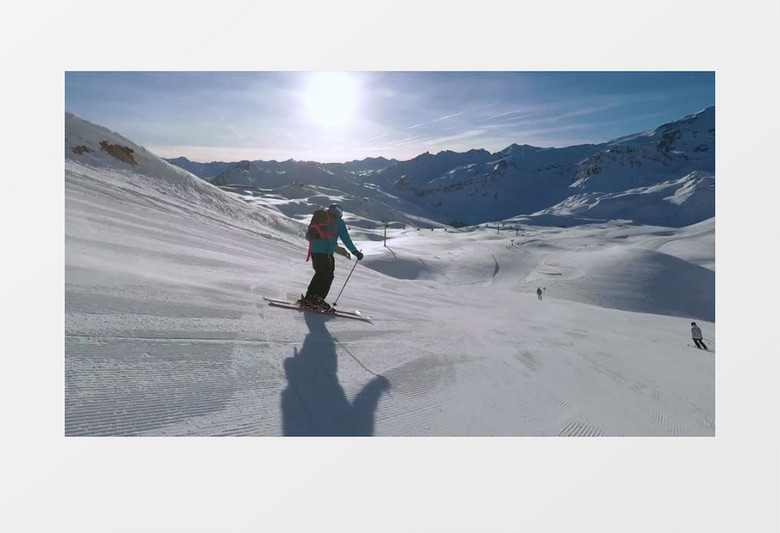 户外雪地滑雪运动实拍视频