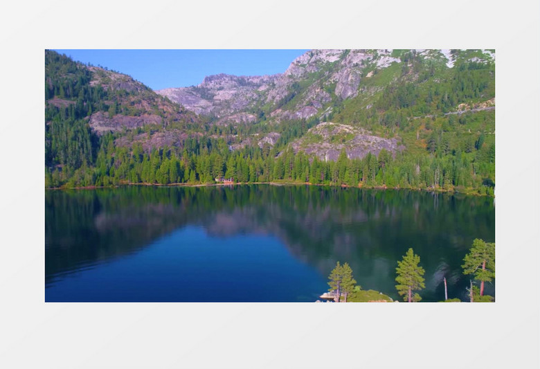 被山包围的湖自然风光实拍视频