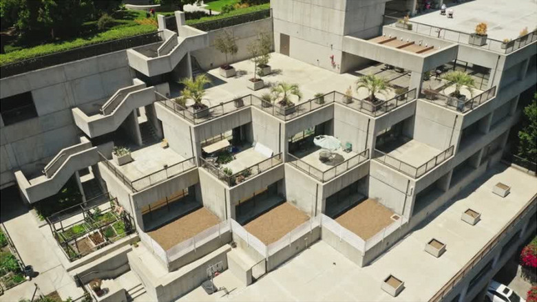 别致错层建筑实景实拍视频素材下载_mp4格式_熊猫办公