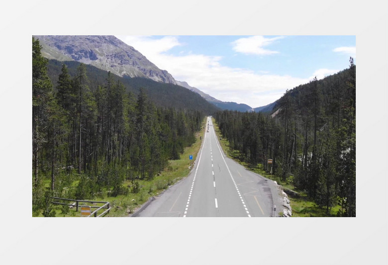 在山林中的道路交通状况实拍视频素材