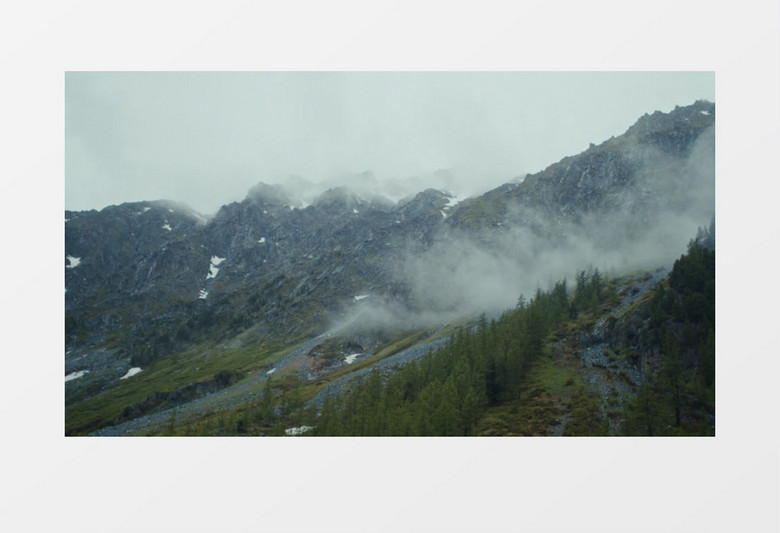 实拍山林中氤氲的雾气实拍视频素材
