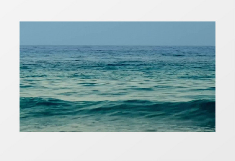波涛汹涌的海平面实拍视频素材