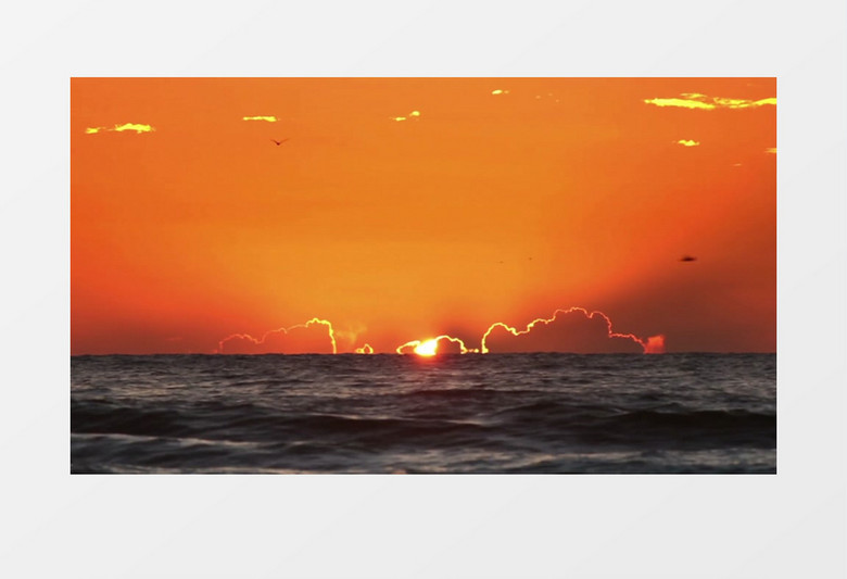 延时拍摄朝霞在海岸线升起的过程实拍视频素材实拍视频素材