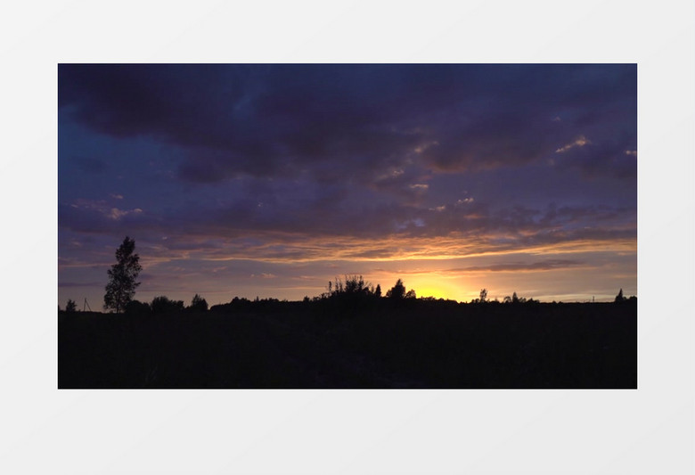 太阳快落山时的树林及天空实拍视频素材