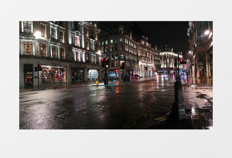 雨天城市中车水马龙的街道实拍视频素材
