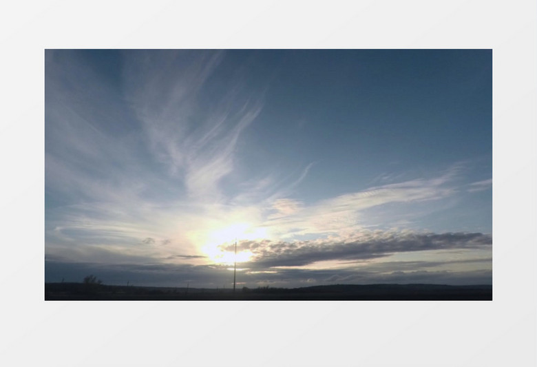 延时拍摄太阳照耀下云层的运动实拍视频素材