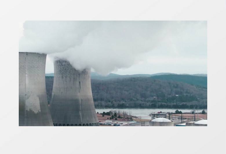 工厂排放烟雾实拍视频