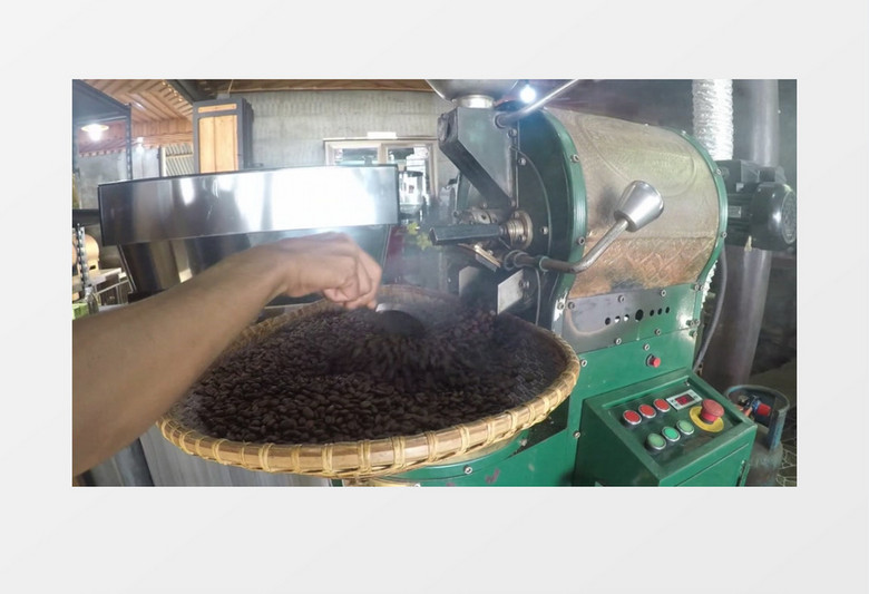 刚出炉的咖啡豆实拍视频