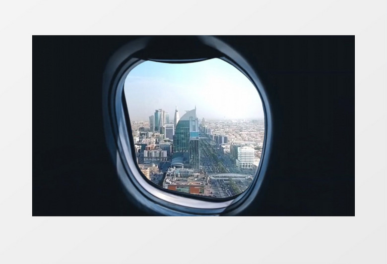 飞机准备落地机舱外的景象实拍视频