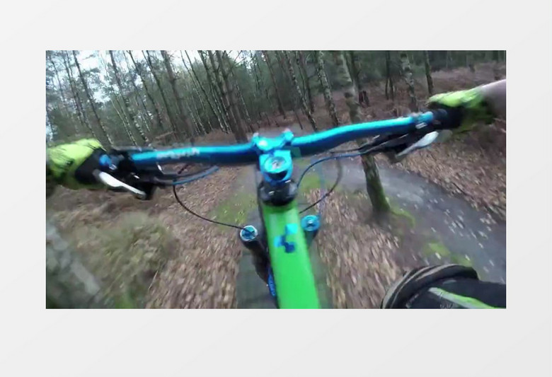 极限体育运动自行车树林穿行实拍视频素材