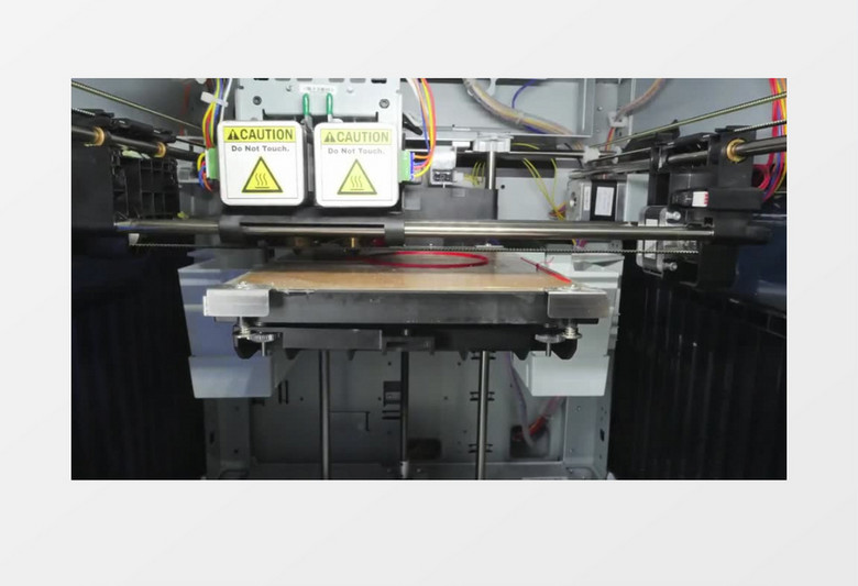 现代3D打印机打印产品实拍视频素材