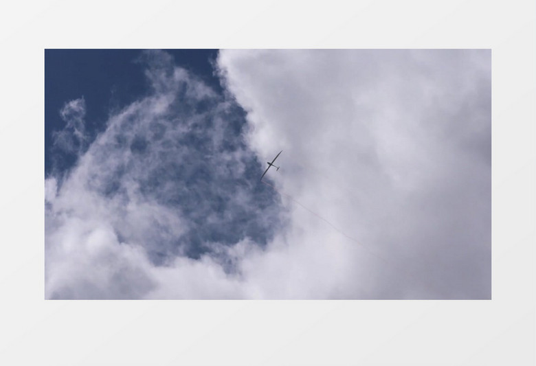 高清实拍滑翔机在天空中自由翱翔实拍视频素材