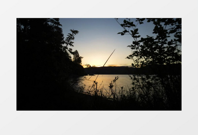 湖岸边太阳初升美景实拍视频素材