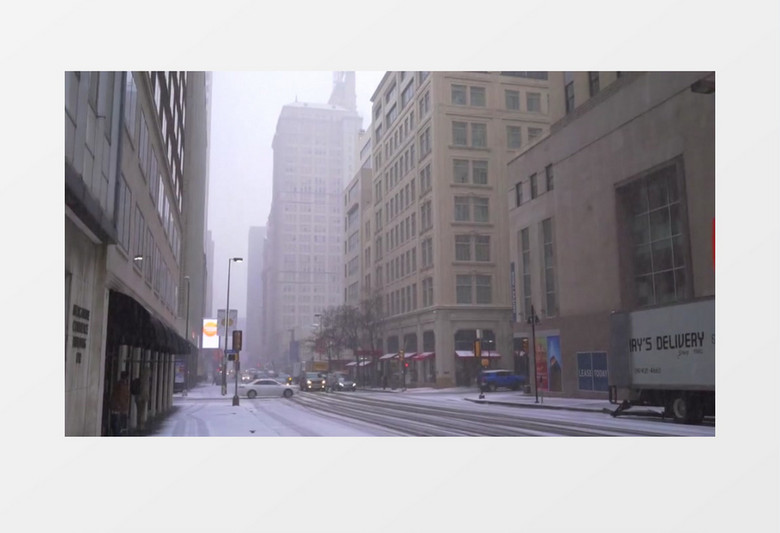 冬天城市街头汽车实拍视频素材