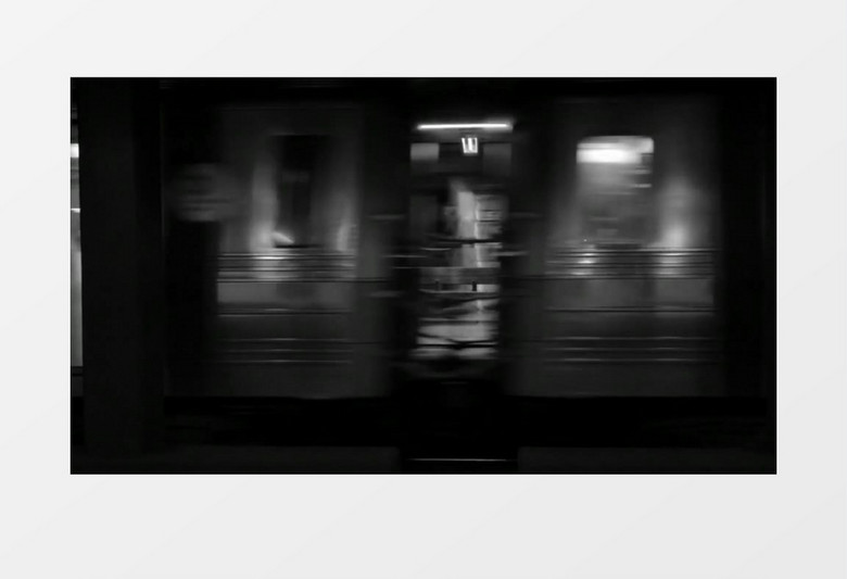 公共交通地铁行驶站台实拍视频素材