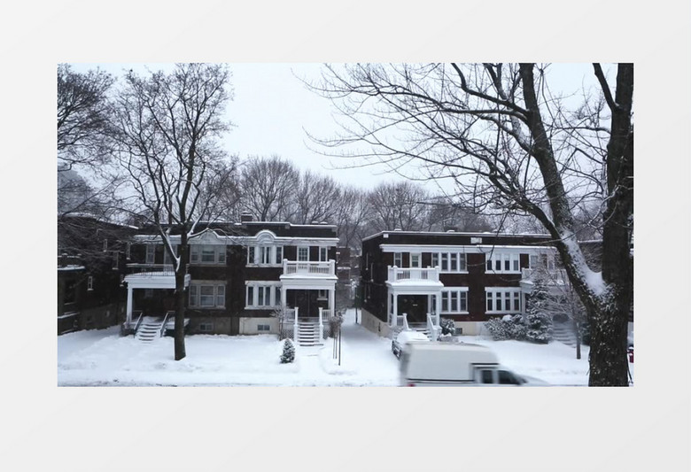 冬天被雪天覆盖的小区实拍视频素材