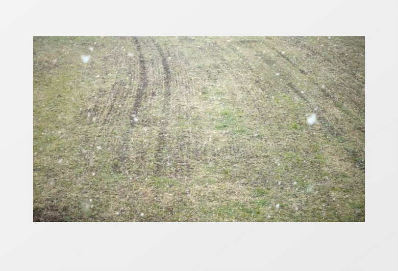 耕地上不断飘落的雪花模拟效果视频素材