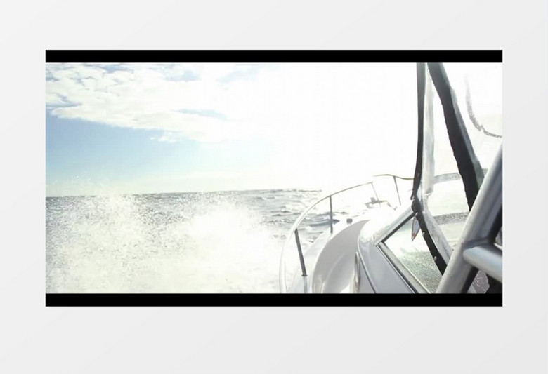 侧拍轮船在海面航行多根鱼竿钓鱼实拍视频素材