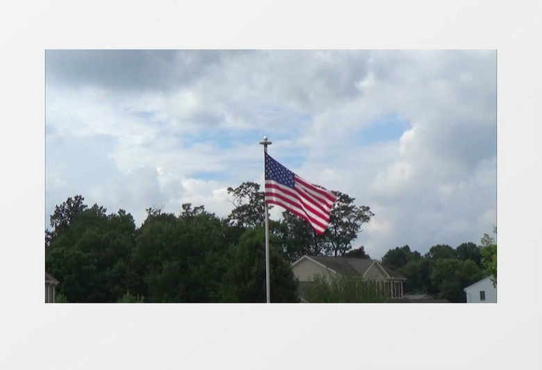 高清实拍美国国旗竖立在上空随风飘动实拍视频素材