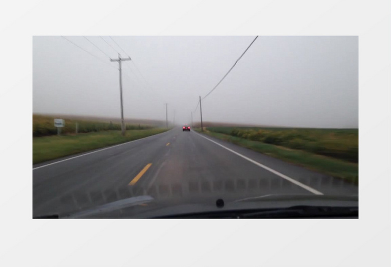 公路上行走的汽车实拍视频素材