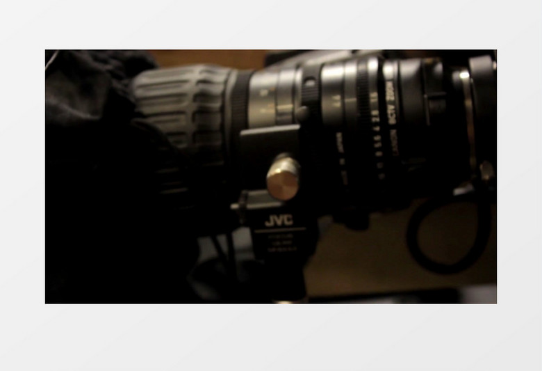 工作室里专业的媒体拍摄设备实拍视频