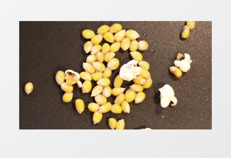 玉米受热膨胀成爆米花实拍视频素材