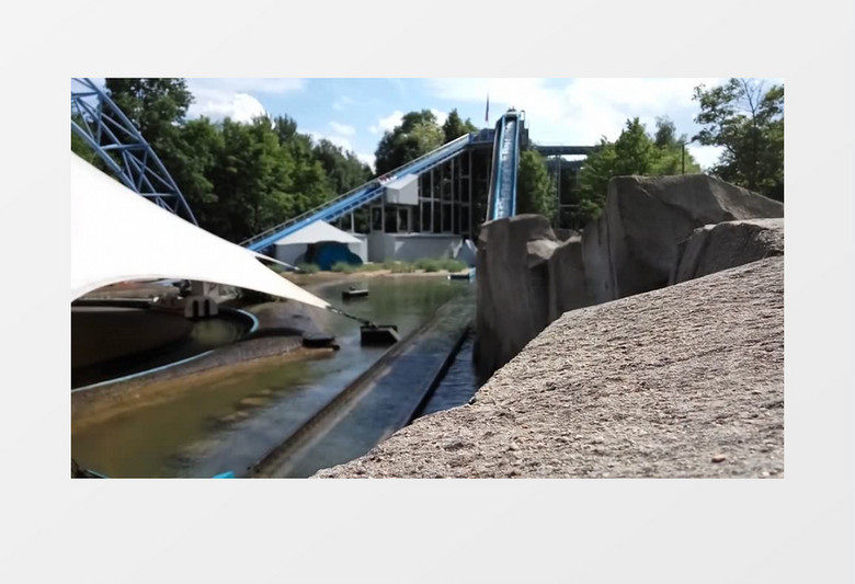 夏季休闲主题乐园水滑梯实拍视频素材