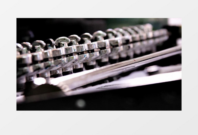 古老的机械打字机实拍视频素材