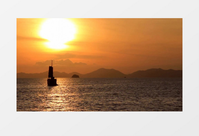 高清拍摄户外日落黄昏海面海洋帆船甲板实拍视频素材