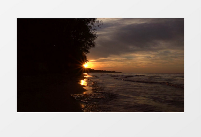 近距离高清拍摄黄昏日落傍晚海滩沙滩波浪海浪实拍视频素材