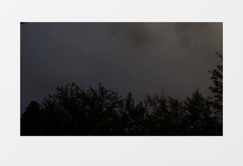 下暴雨之前乌云密布的天空实拍视频素材